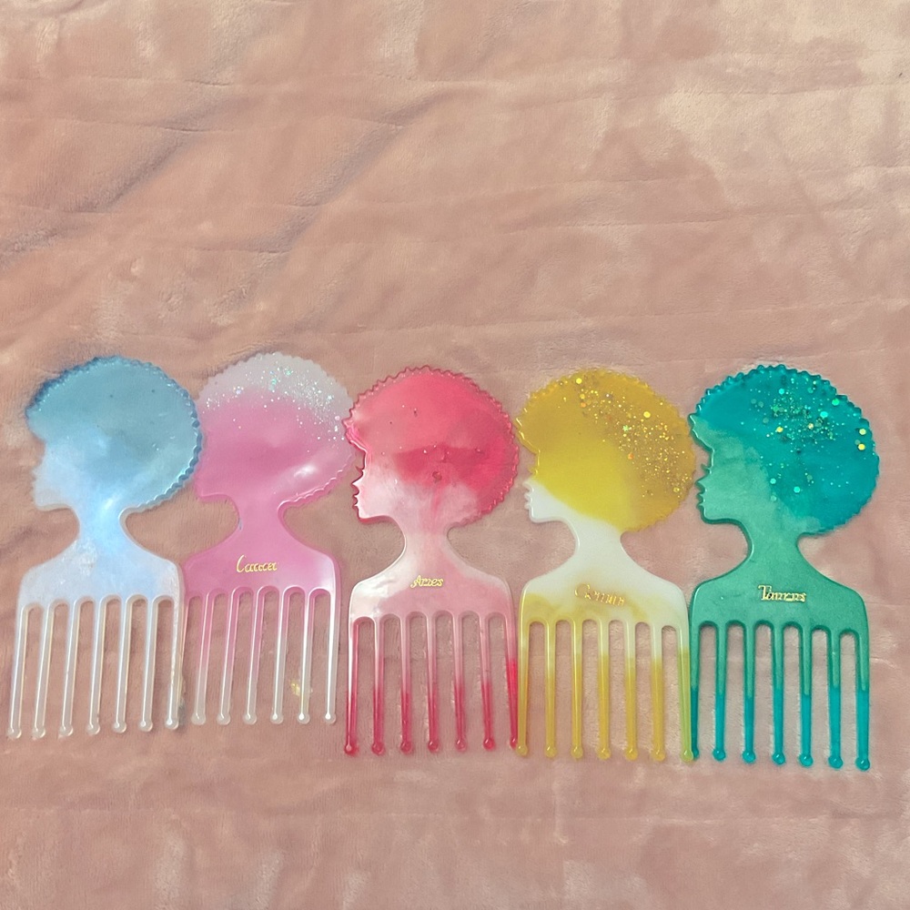 Ready Now Zodiac Afro Comb - Female Afro